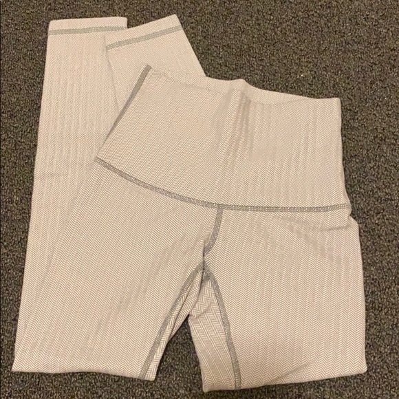 lululemon athletica Pants - Lululemon brand new leggings